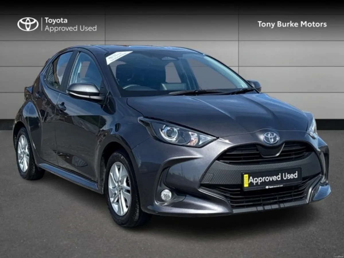Toyota Yaris - Hybrid - New Generation - Luna Edit - Image 1