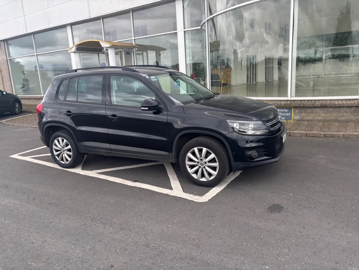 Volkswagen Tiguan LL 2.0 TDI MANUAL 6SPEED FWD 110 - Image 2