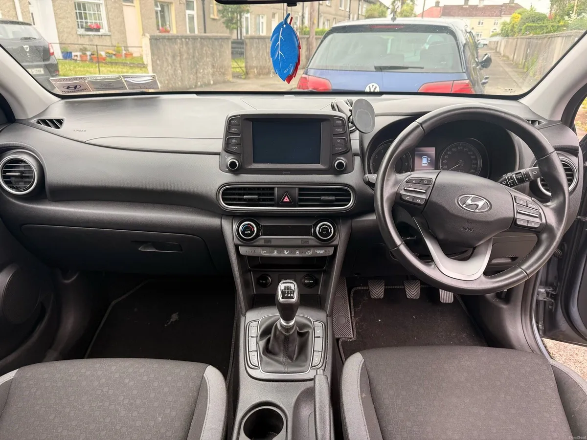 Grey 2018 Hyundai Kona 1.0L - Image 2