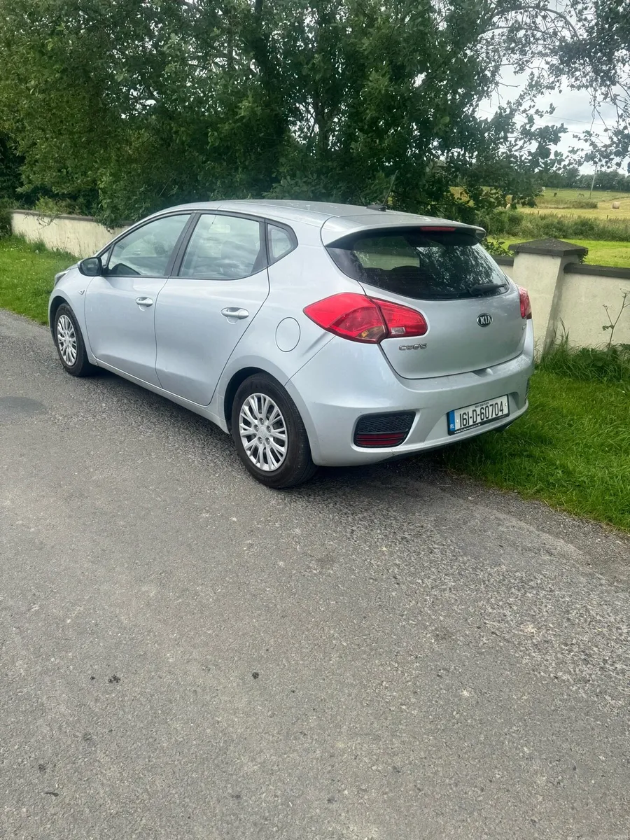 161 Kia Ceed - 1.6 Diesel - NCT 07/27 - 1 Owner - Image 3