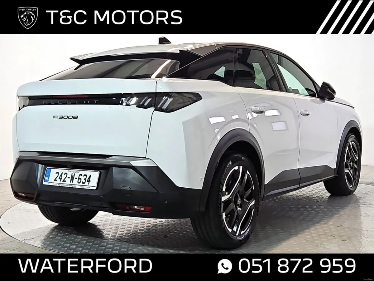 Peugeot 3008 *Low Mileage* Electric Allure Model - - Image 4