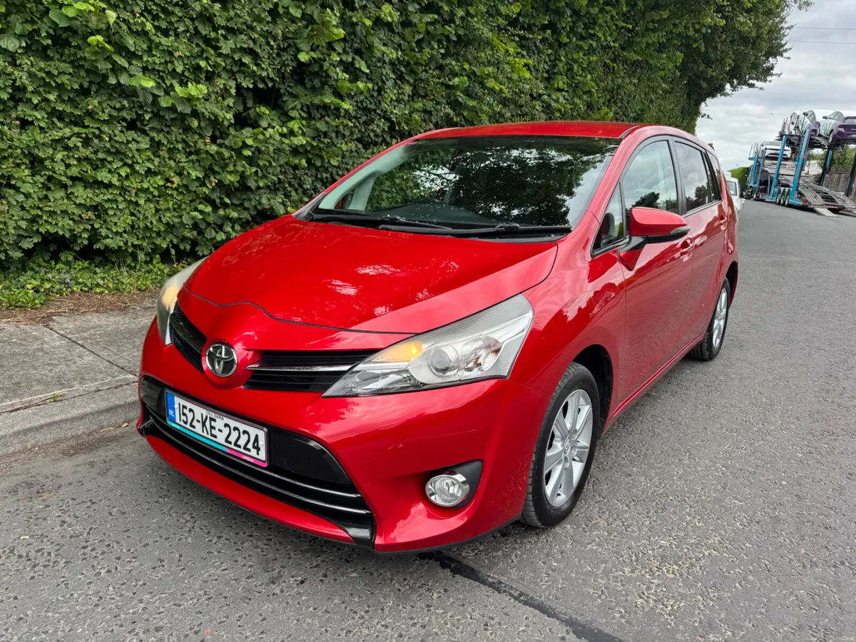 Toyota Verso Aura 7 seater - Image 5