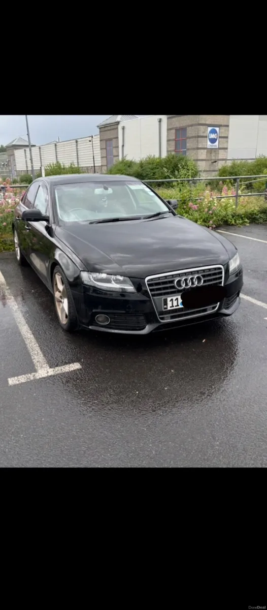 Audi A4 2011 - Image 2