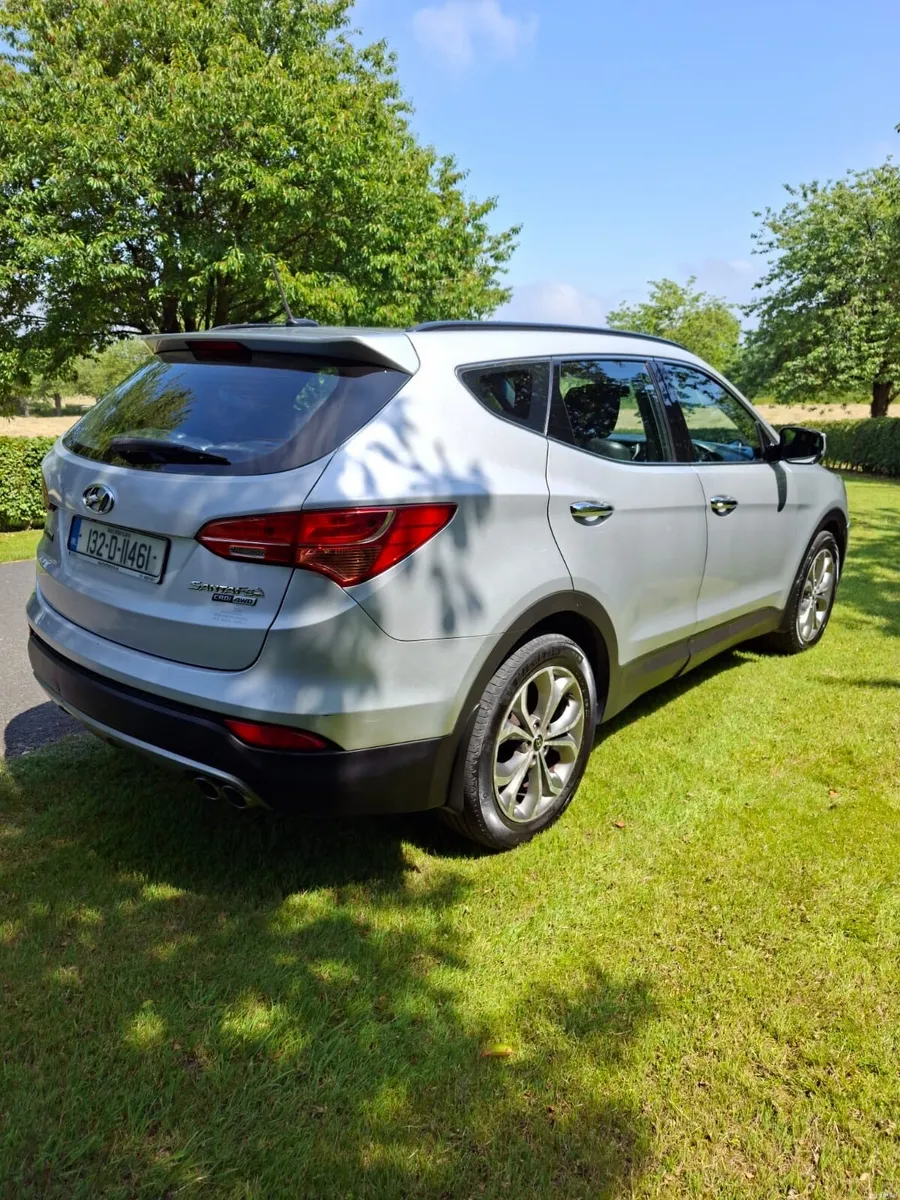 2013 Hyundai Santa fe automatic diesel - Image 3