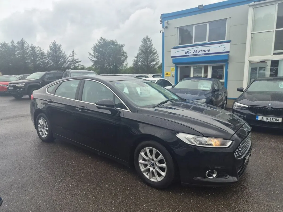 Ford Mondeo 1.5 TDCI Titanium Econetic 120 PS 5DR - Image 3