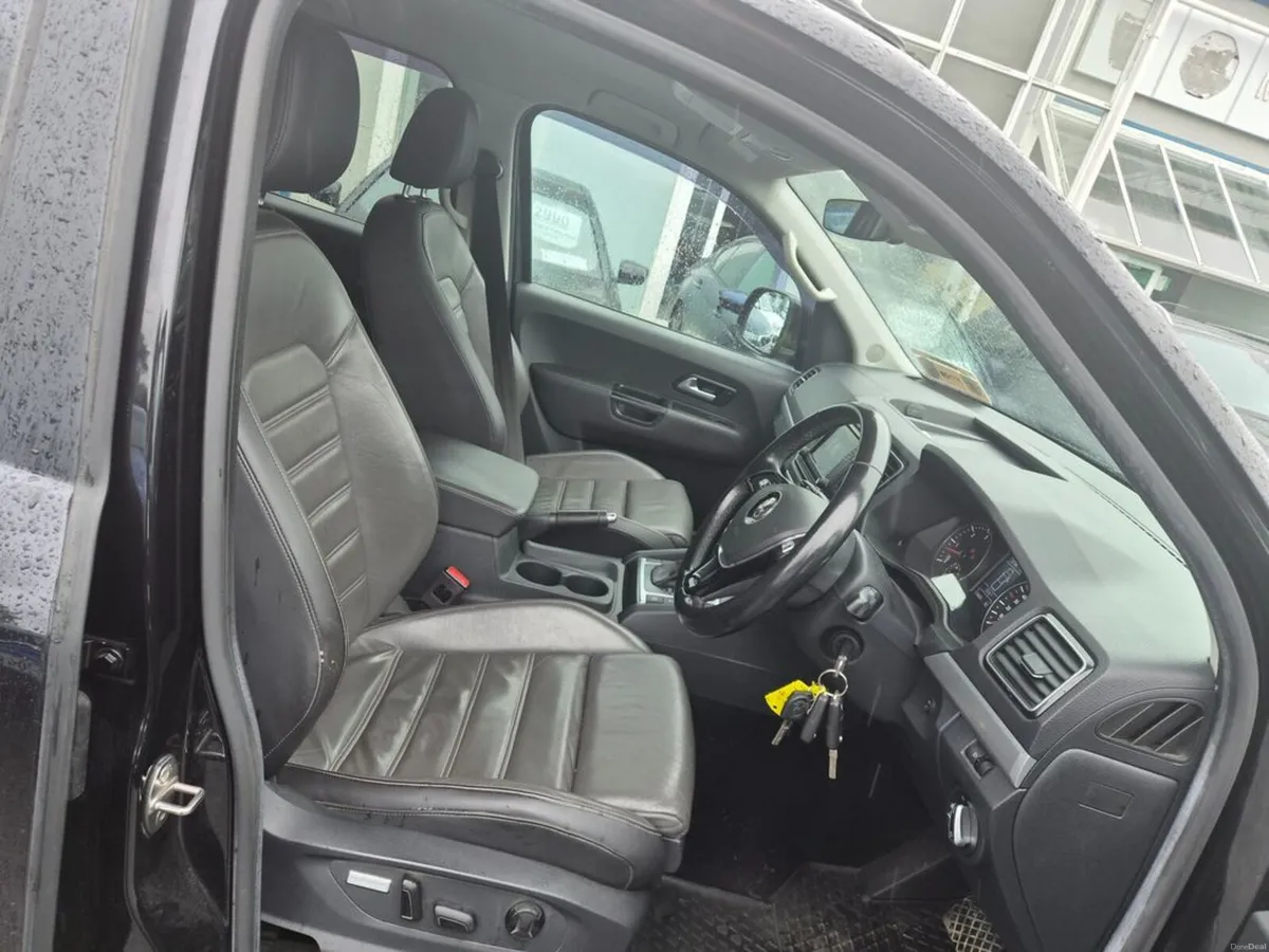 Volkswagen Amarok V6 Highline 258HP D8A 4DR - Image 4