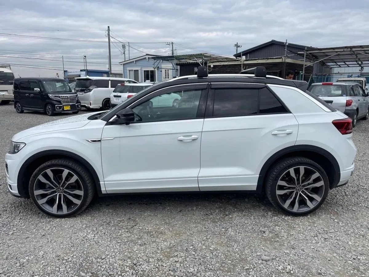 Volkswagen T-Roc TDI R Line - Image 2