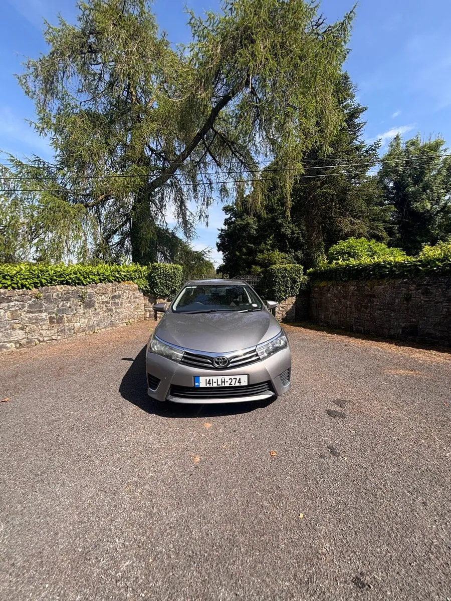 2014 Toyota Corolla Aura 1.4 Diesel - Image 3