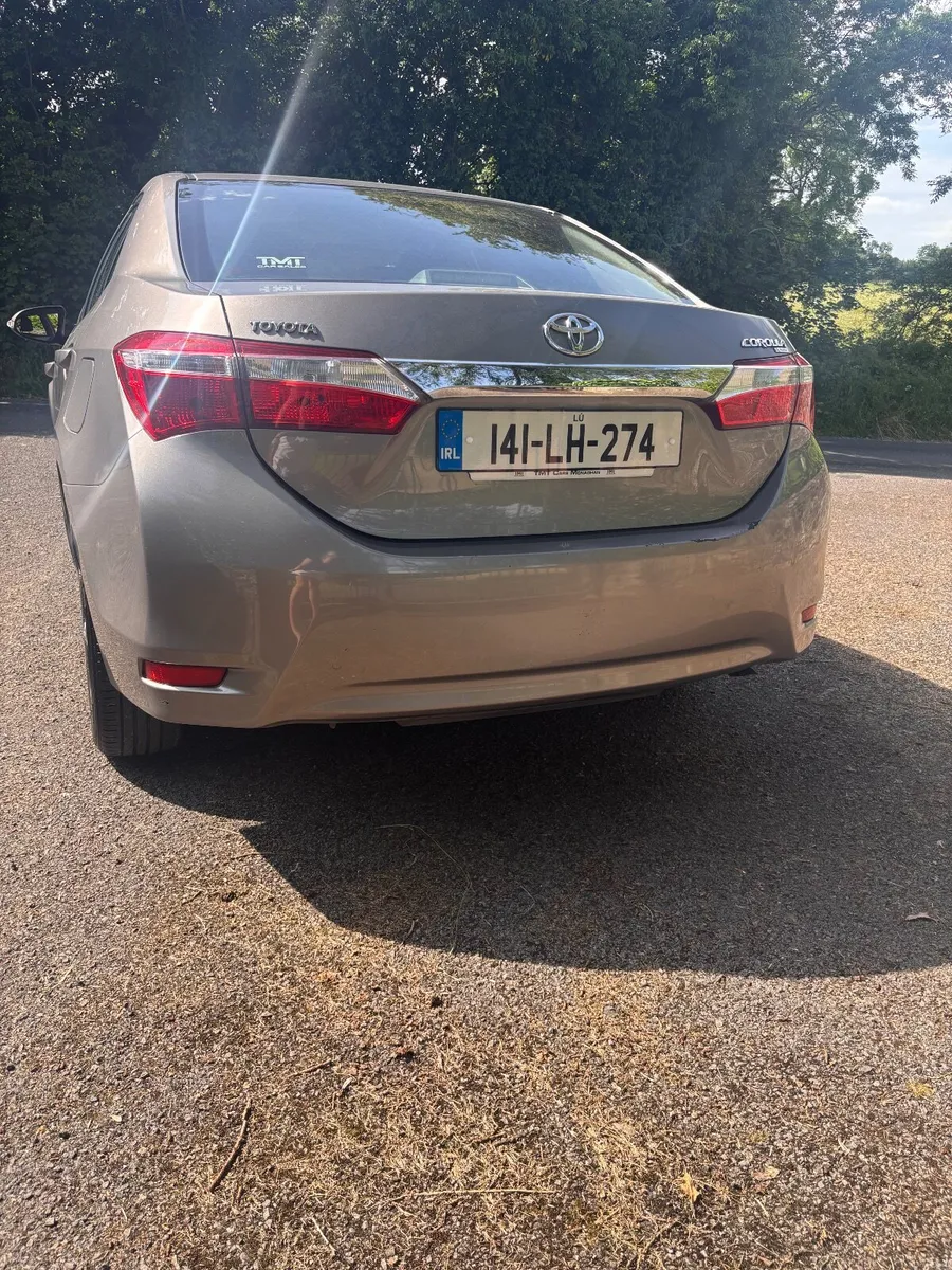 2014 Toyota Corolla Aura 1.4 Diesel - Image 5