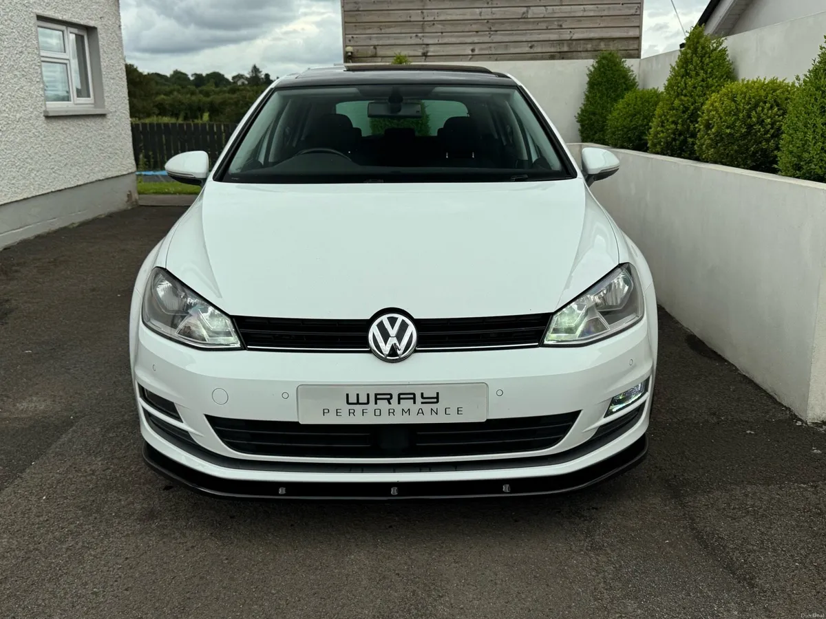 2016 Volkswagen Golf Match 2.0 TDI 150 PanRoof - Image 4