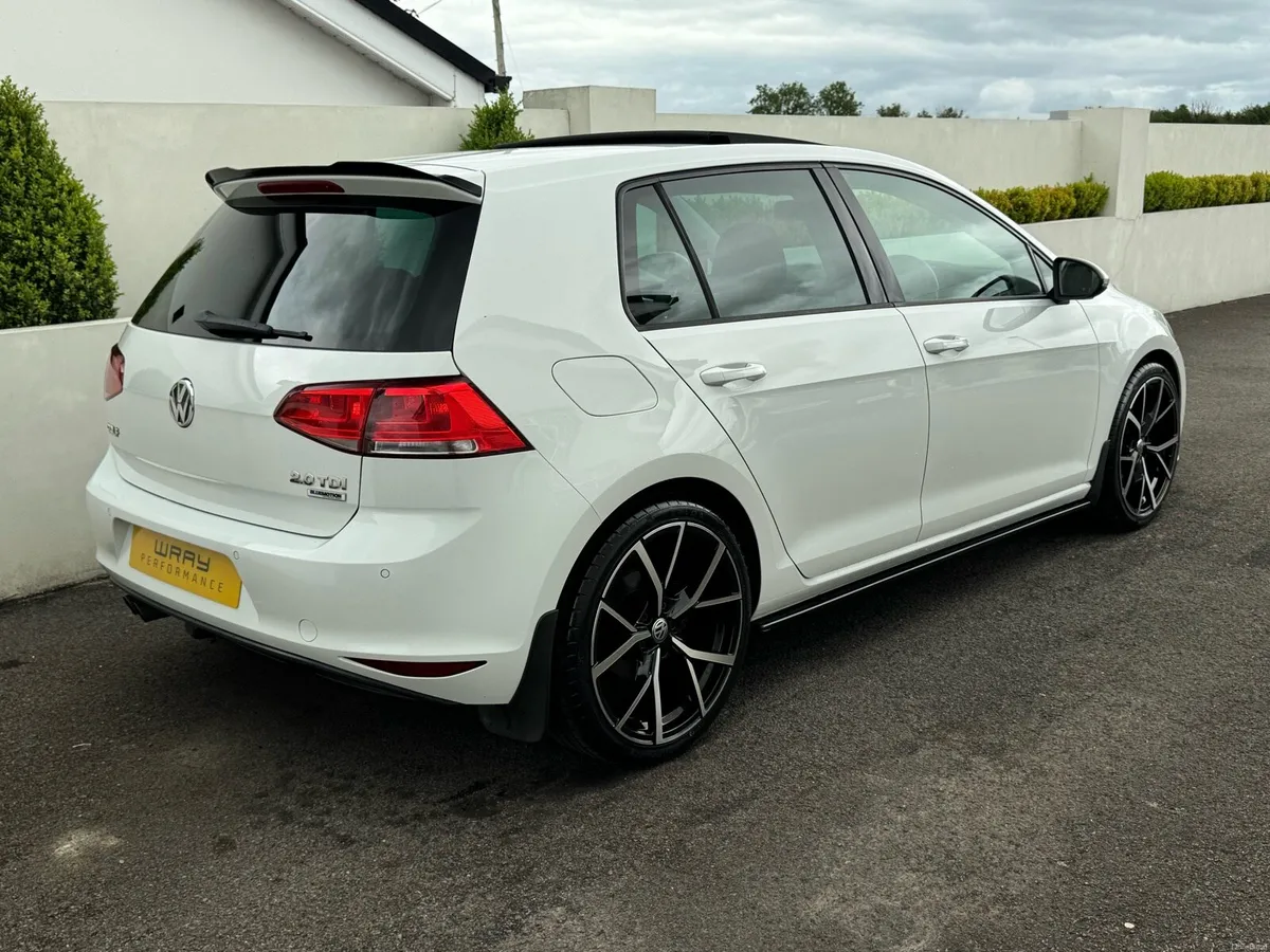 2016 Volkswagen Golf Match 2.0 TDI 150 PanRoof - Image 6