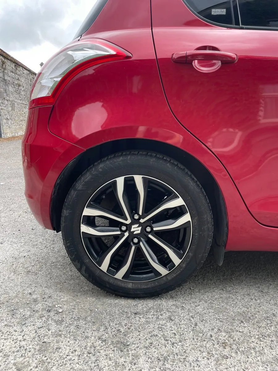 2015 Suzuki Swift Automatic Petrol - Image 5