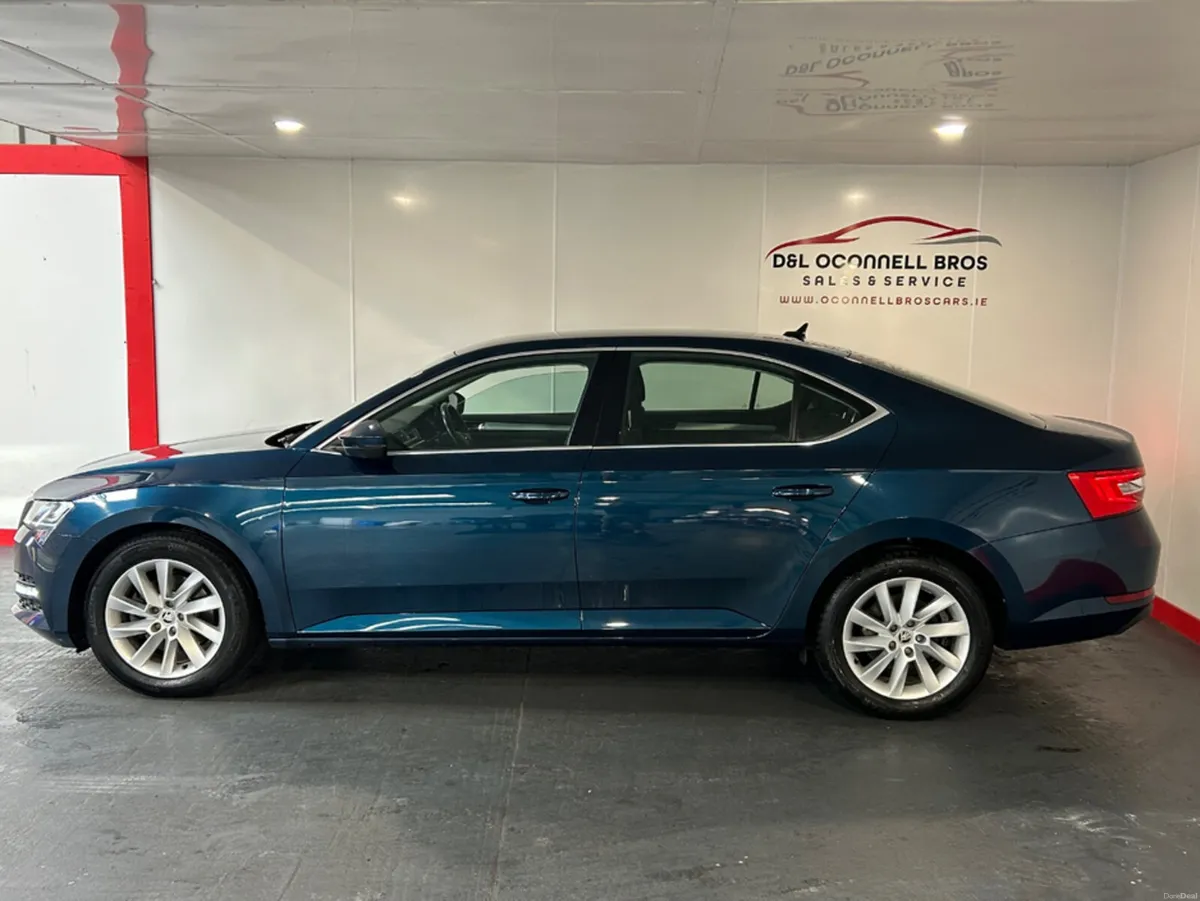 Skoda Superb SE TDI S-A DSG - Image 4