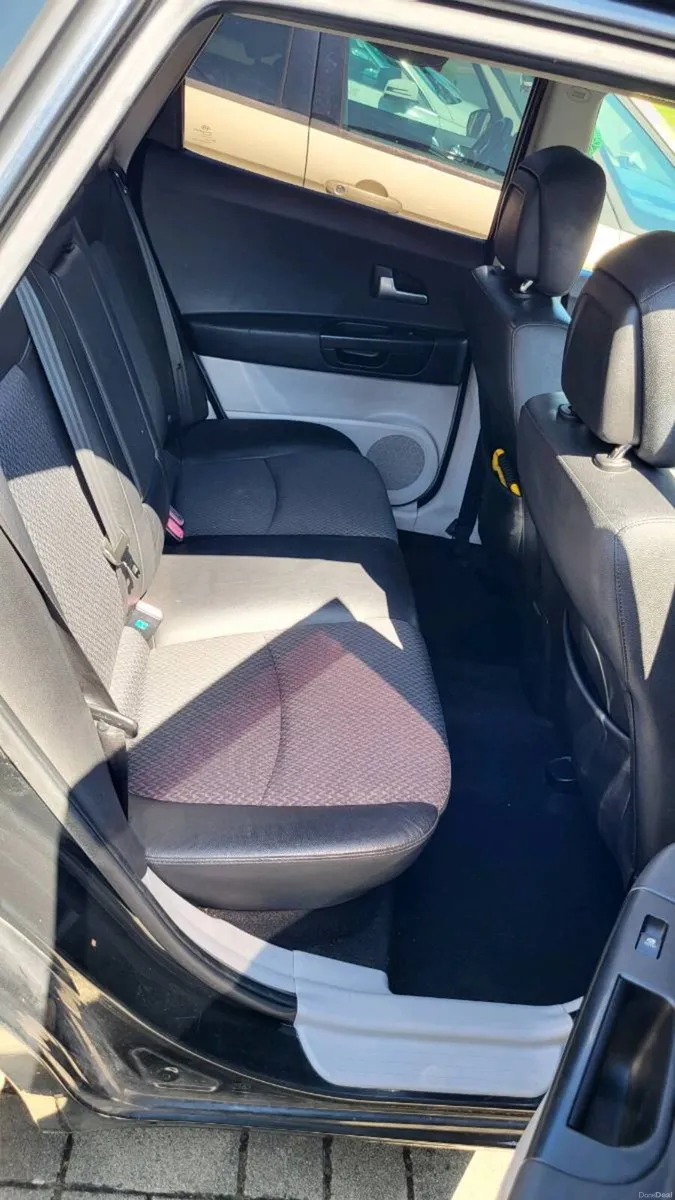 Kia ceed 1.4 petrol - Image 4