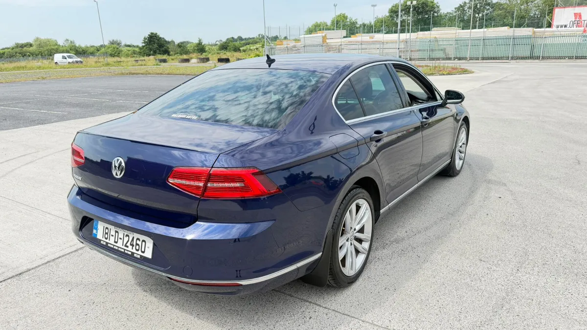 2018 VOLKSWAGEN PASSAT DSG - Image 4