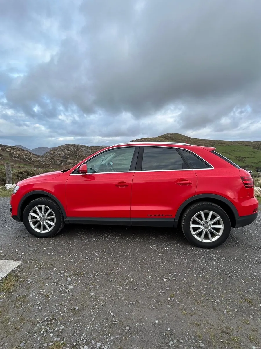 Audi Q3 - Image 2