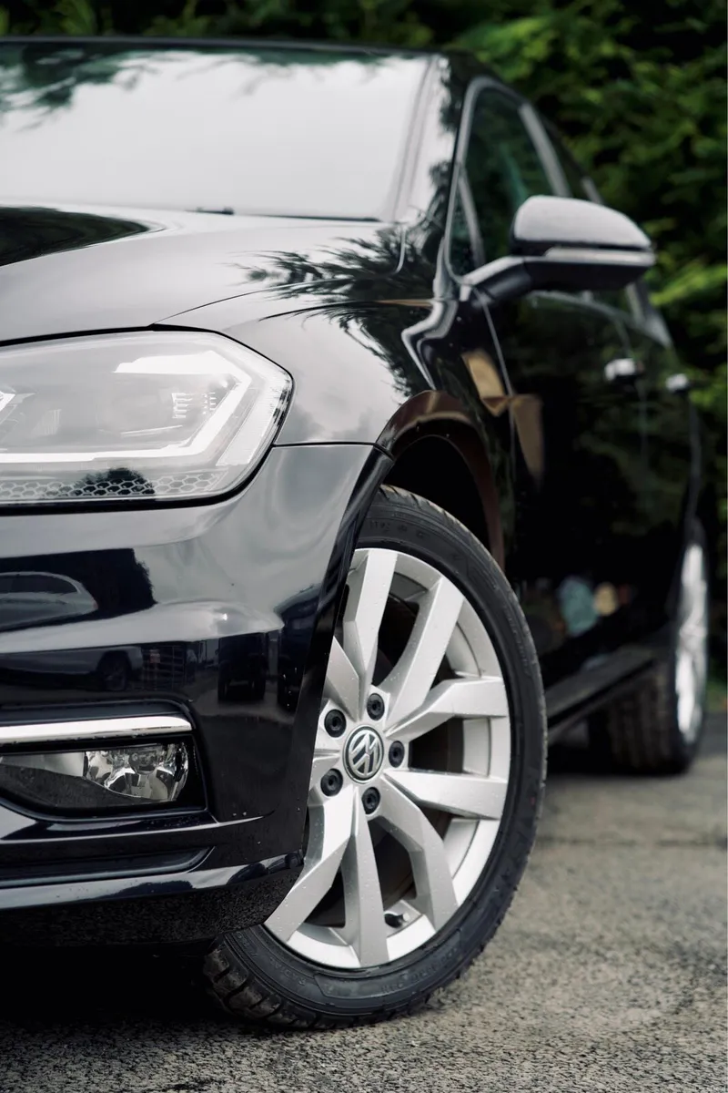 Volkswagen Golf HIGHLINE 1.4 TSI *Automatic - Image 2