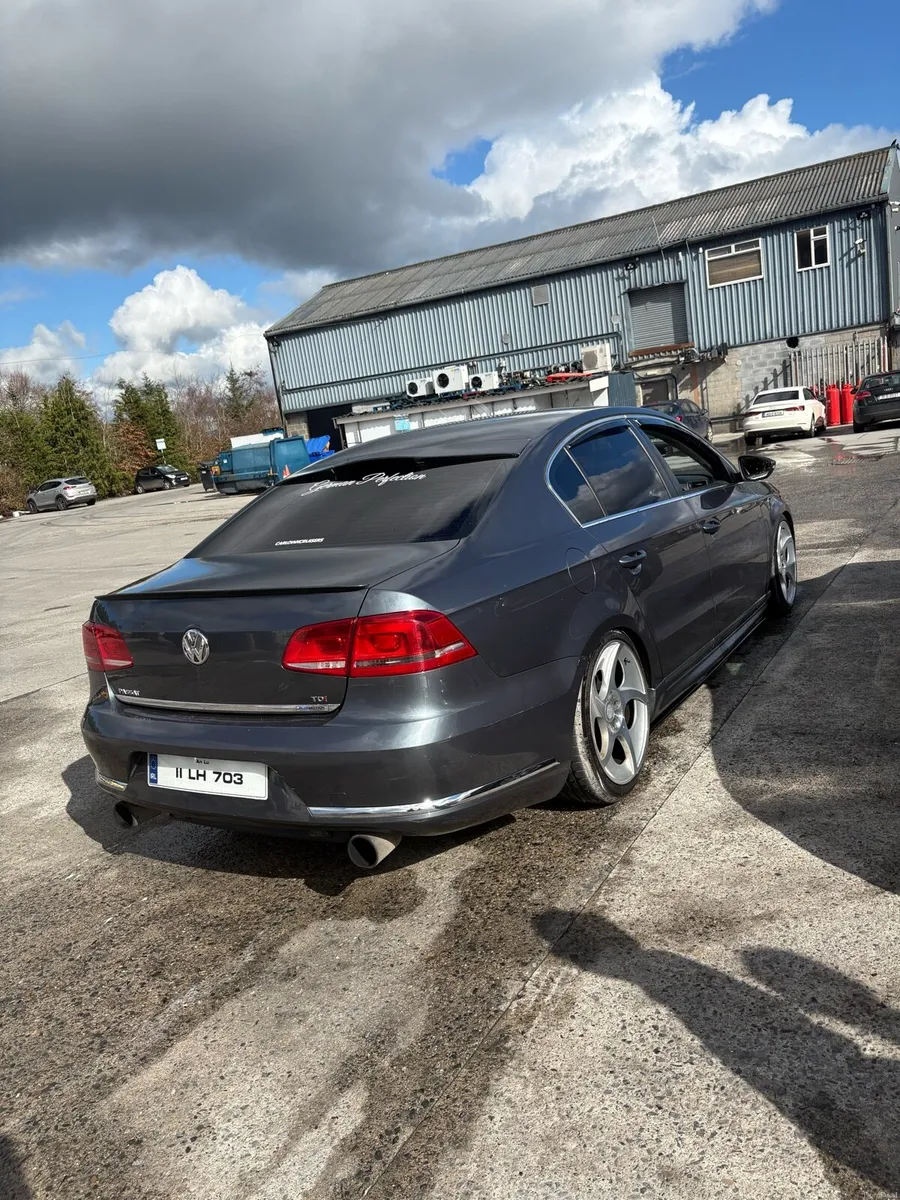 2011 b7 Passat - Image 4