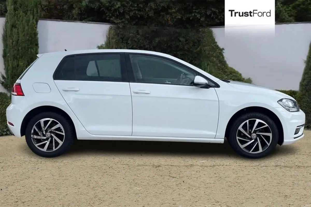 Volkswagen Golf Match - Image 3