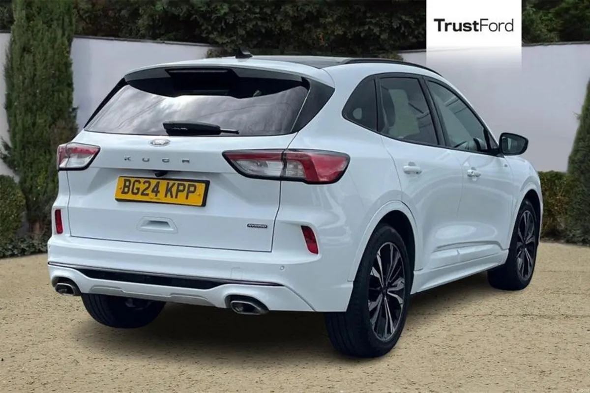 Ford Kuga ST-Line X Edition - Image 4