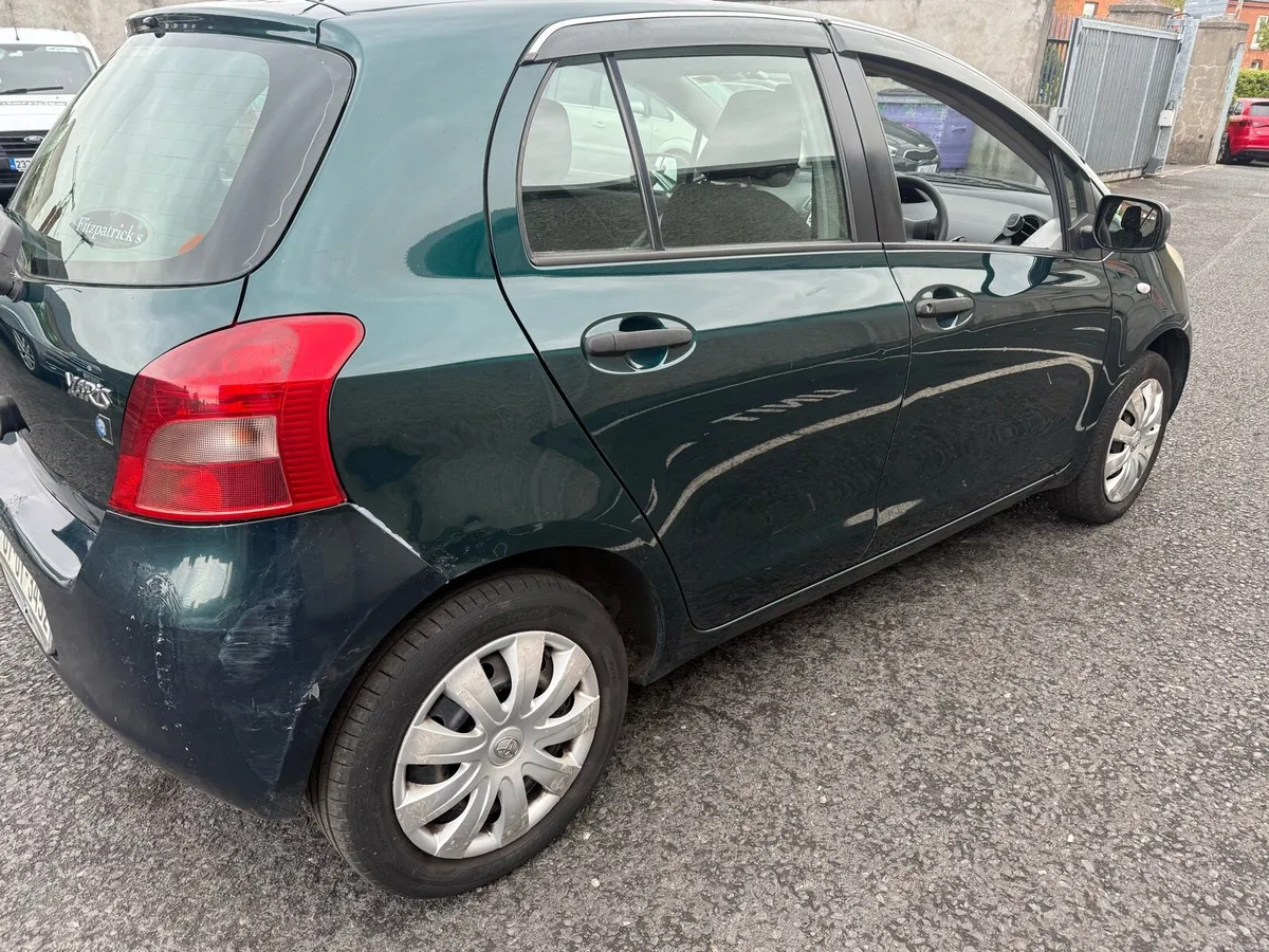 Toyota Yaris 2007 - Image 2
