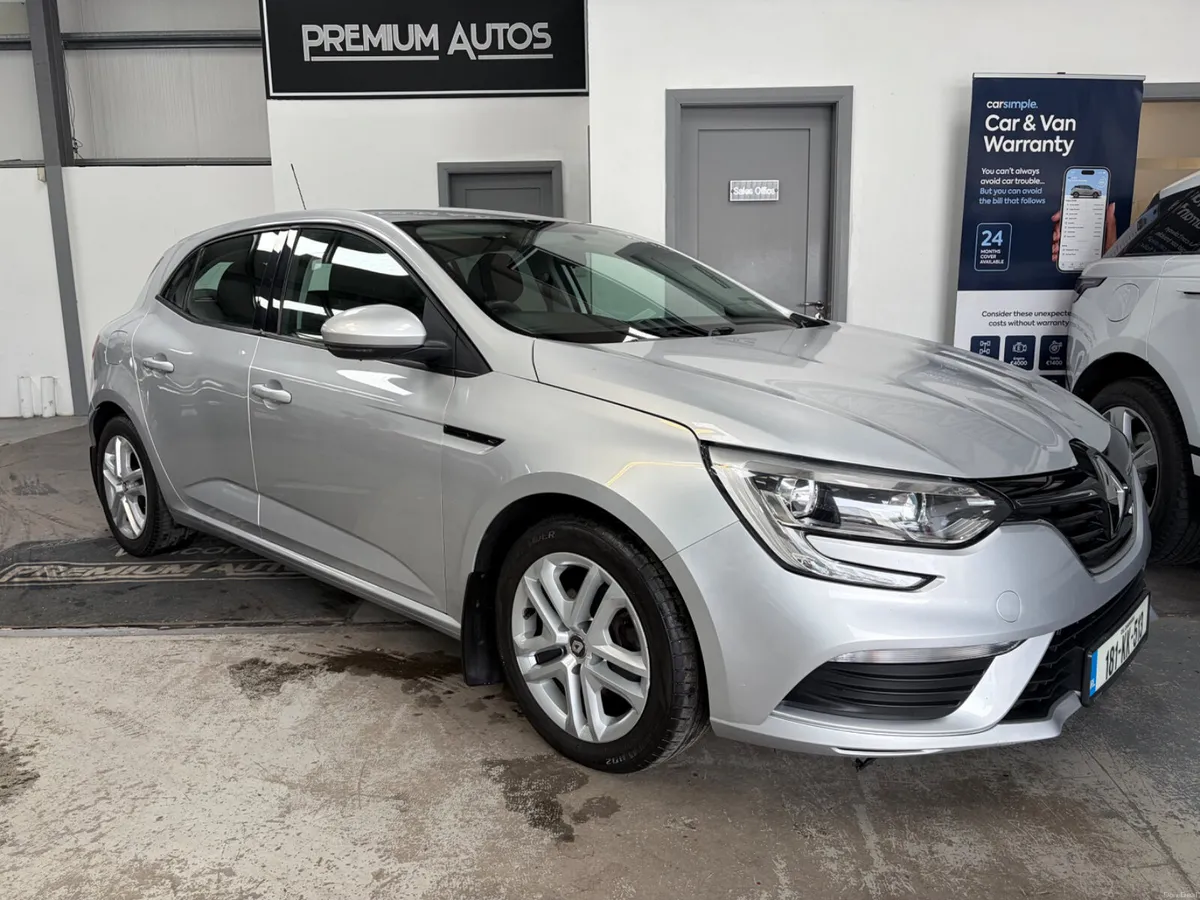Renault Megane 2018. 1.2 EXPRESSION - Image 1