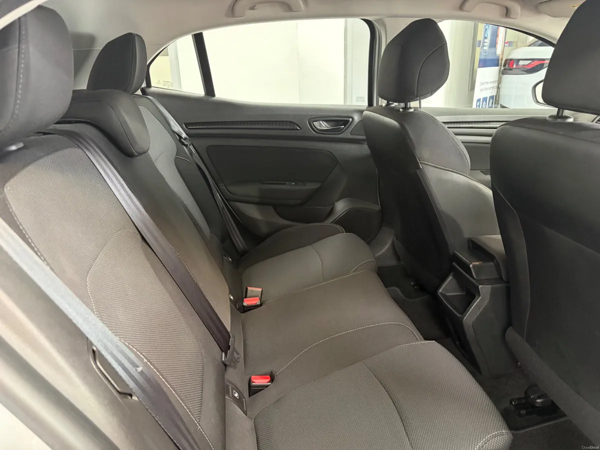 Renault Megane 2018. 1.2 EXPRESSION - Image 5