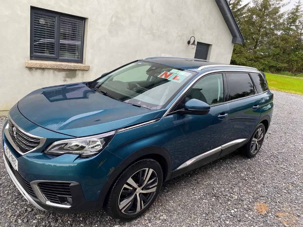 Peugeot 5008 2018 - Image 2