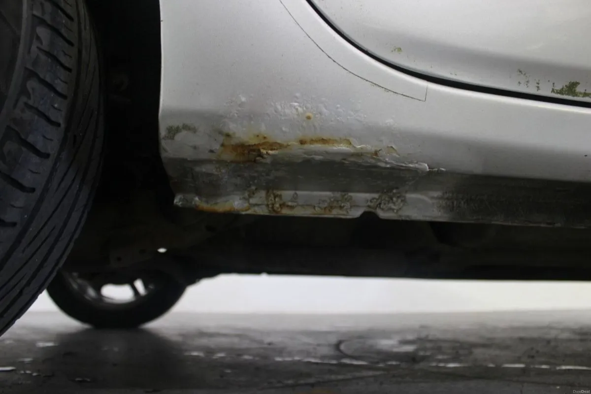 Ford Fiesta 1.25 60PS TITANIUM - TENDER 16 - Image 4