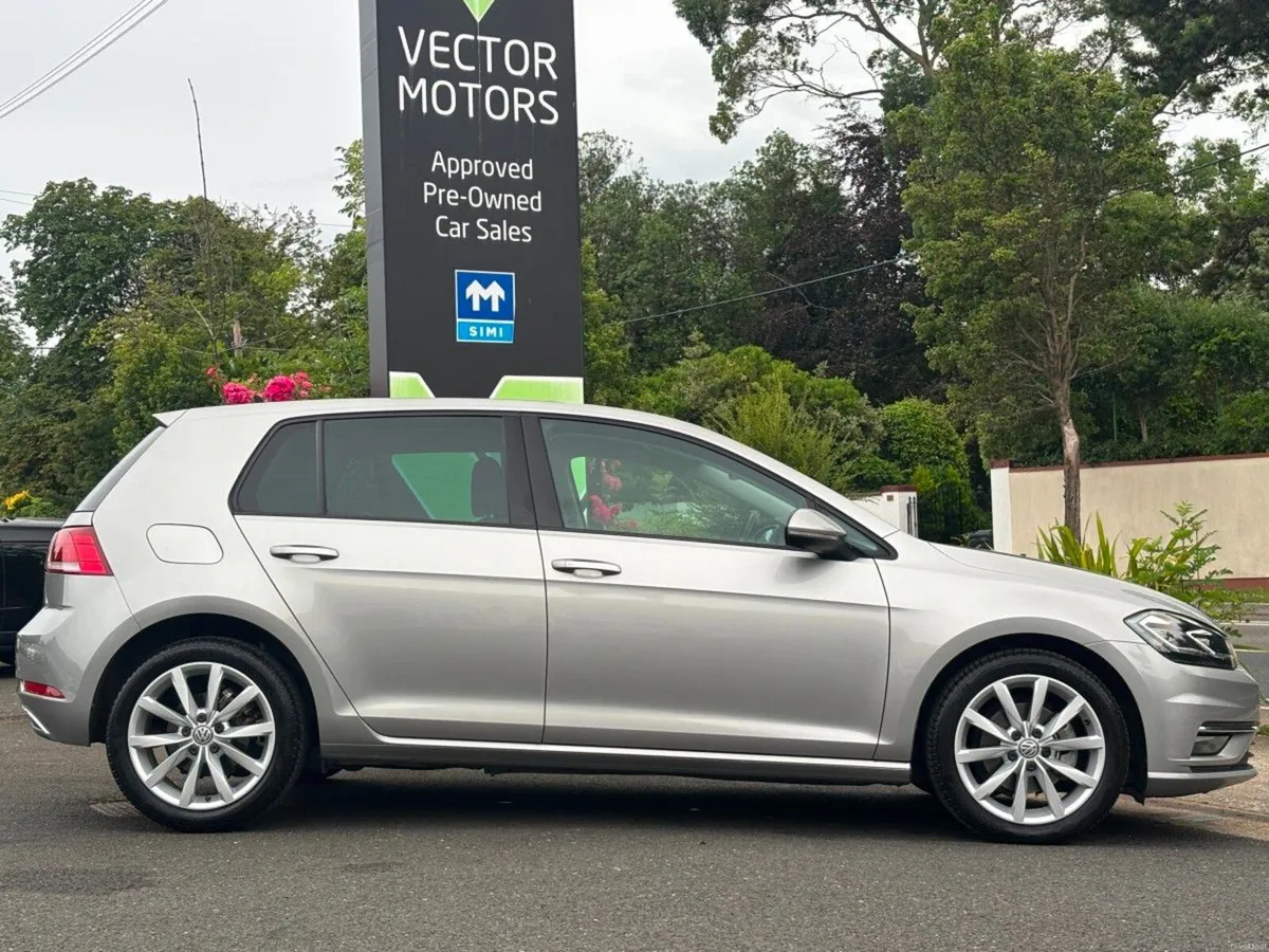 Volkswagen Golf DIGITAL DASH 1.2 COMFORTLINE PETRO - Image 6