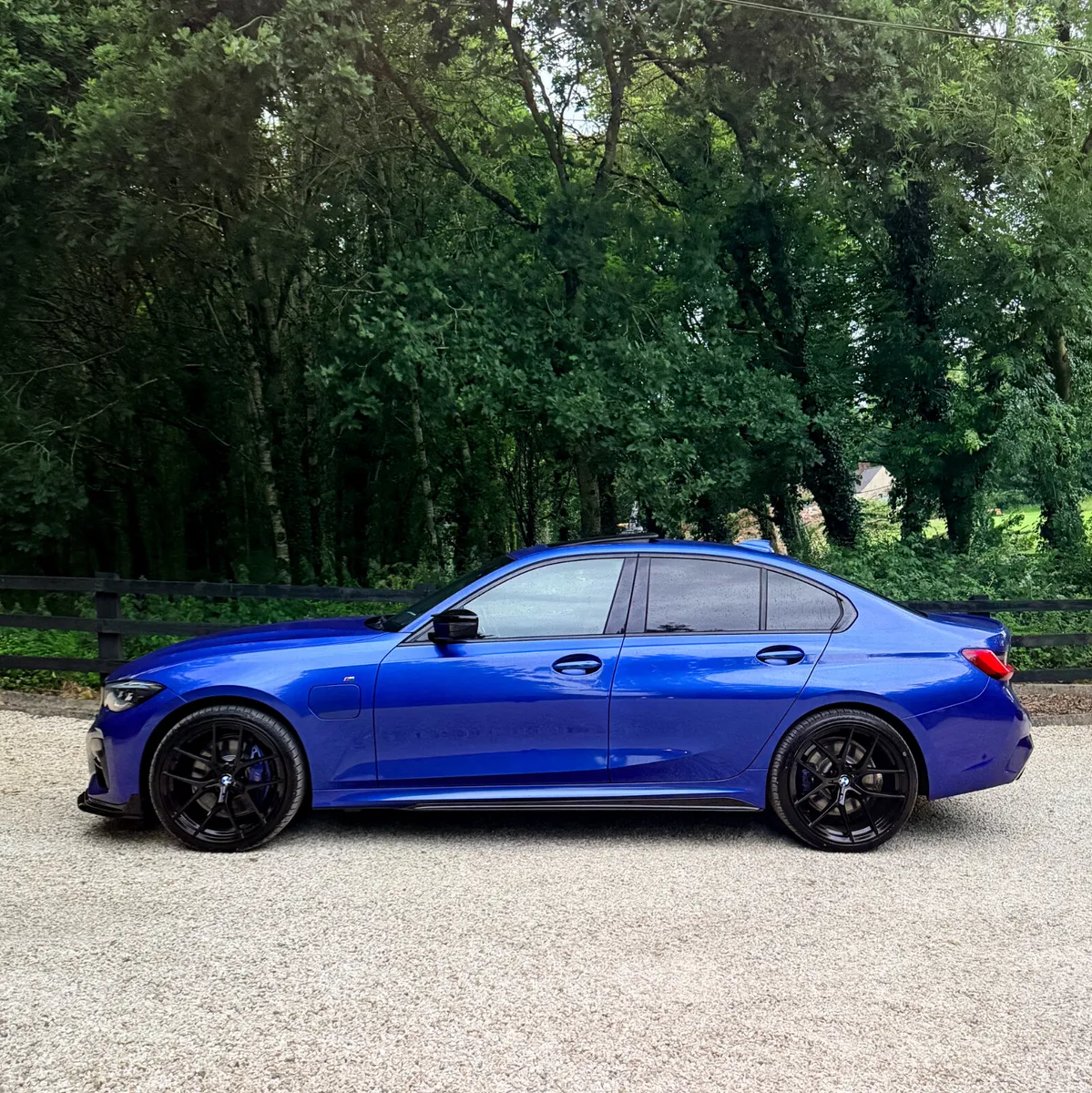 2021 BMW 330E MSPORT PRO EDITION X-DRIVE (4WD) - S - Image 3