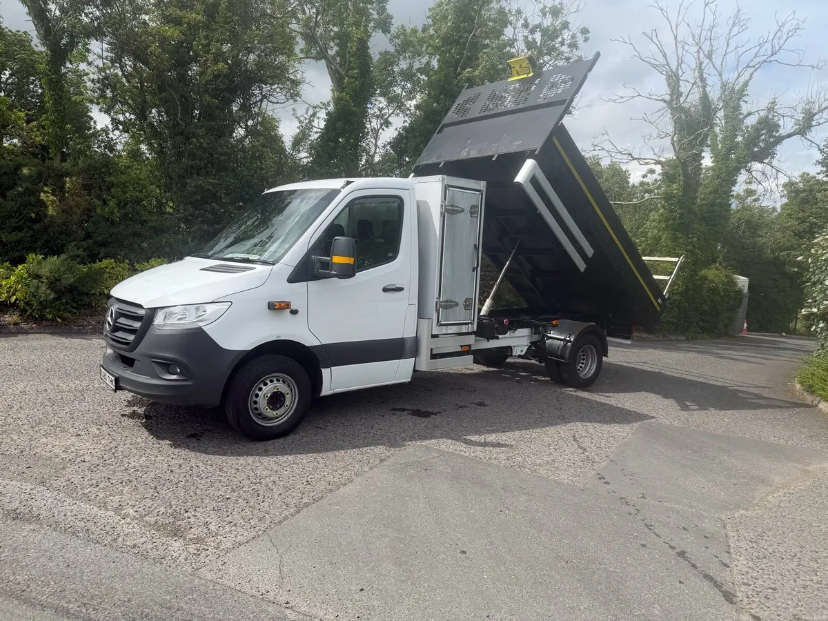 2020 MERCEDES SPRINTER TWIN WHEEL TIPPER - Image 1