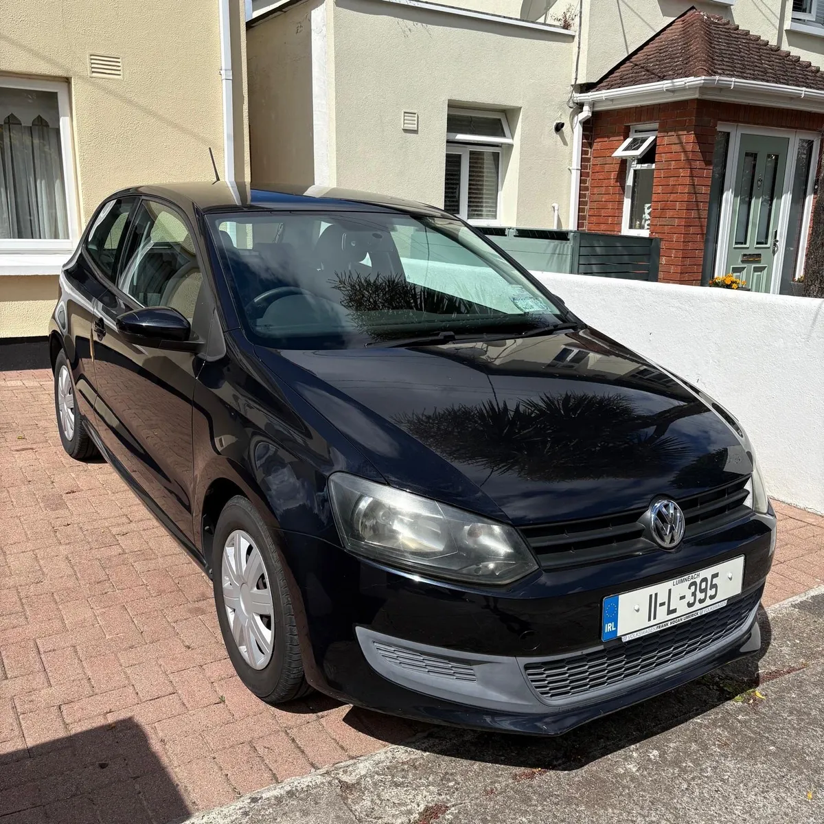 VW Polo 2011 Exceptionally low mileage. Fresh NCT - Image 1