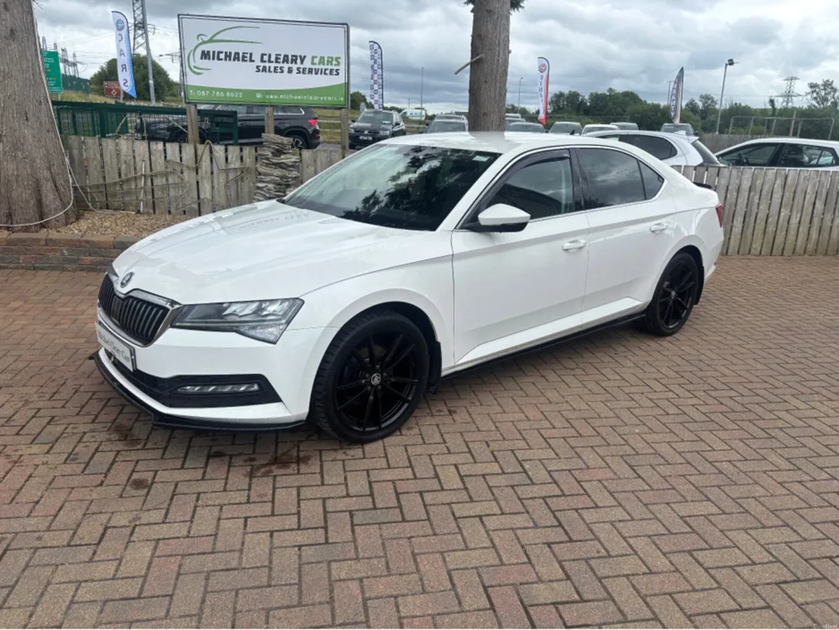 Skoda Superb AMBITION 2.0 TDI 150HP 4DR - Image 1