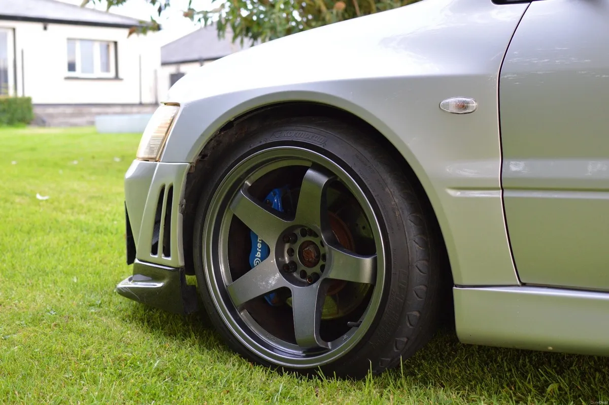 Mitsubishi lancer Evo 7 VII - Image 5