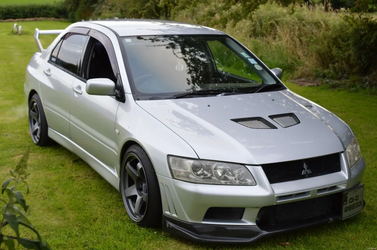 Mitsubishi lancer Evo 7 VII - Image 1