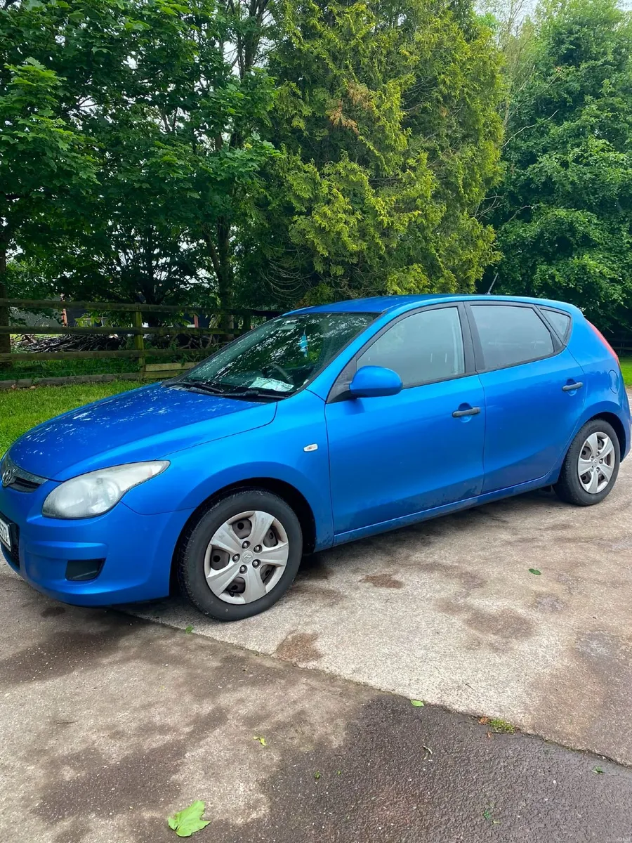 Hyundai i30 2010 - Image 1