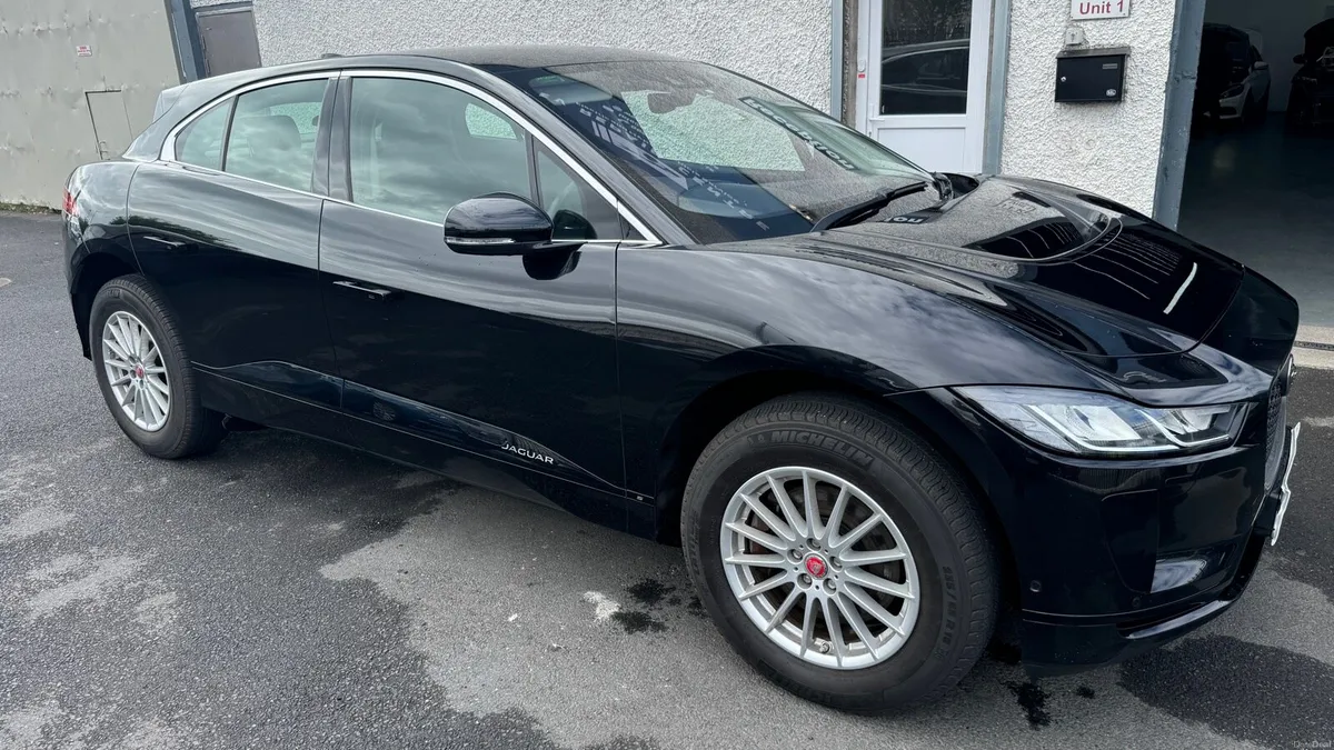 Jaguar I-Pace EV400 400BH - Image 2