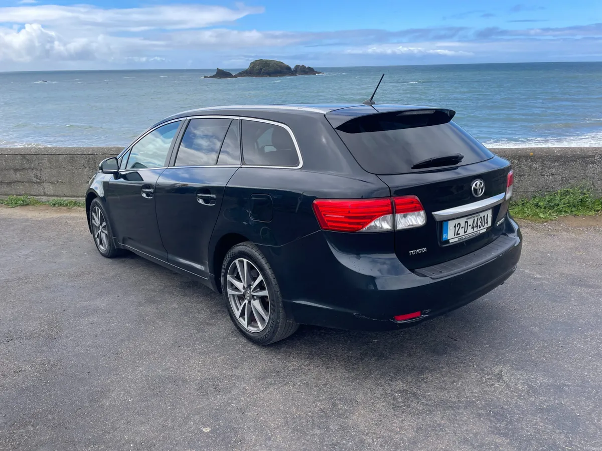 12 Toyota Avensis.. Low KMs.. See Description - Image 4