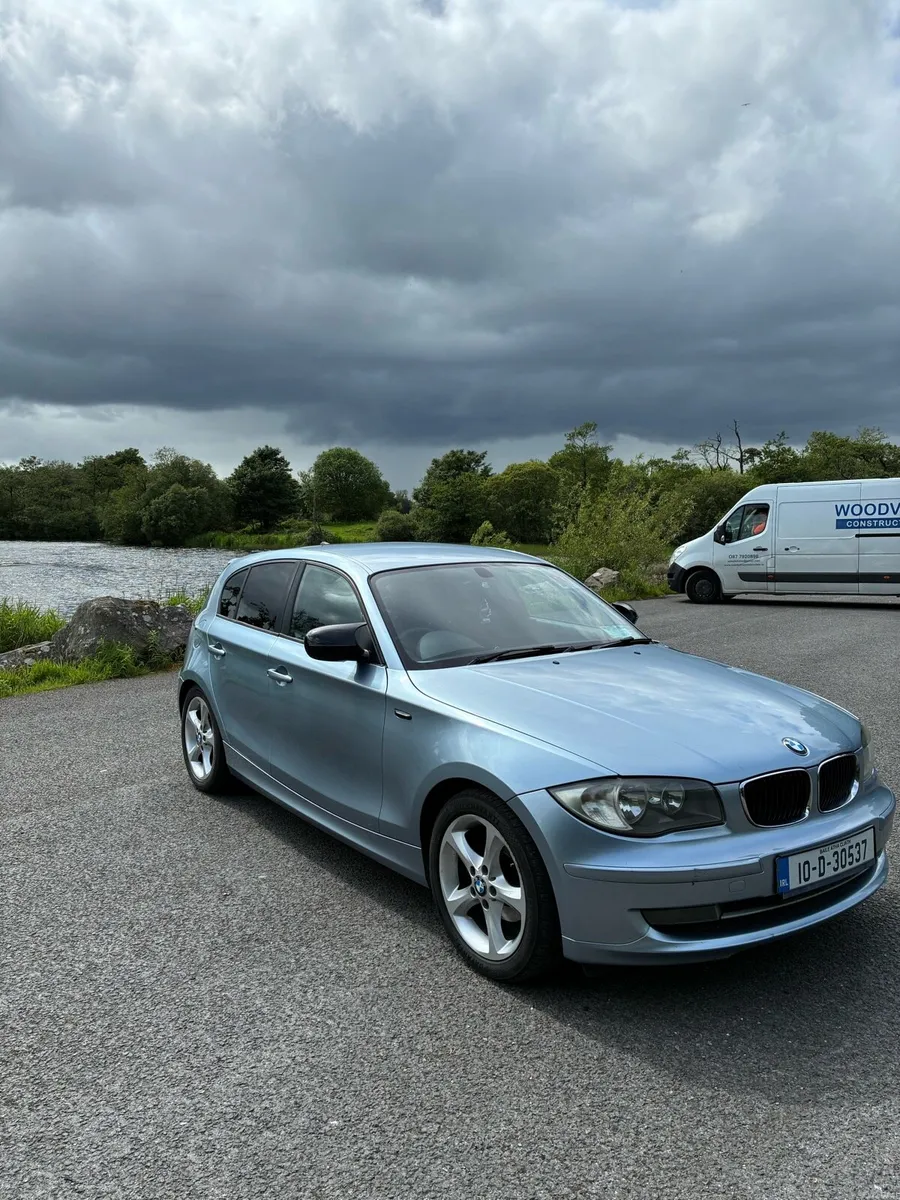 BMW 116D 2010 - Image 1