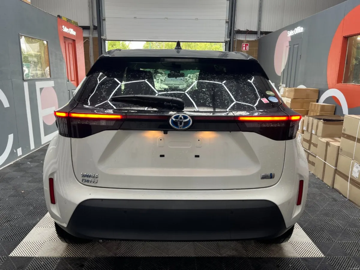 Toyota Yaris Cross 2021 TOYOTA YARIS CROSS HYBRID - Image 3