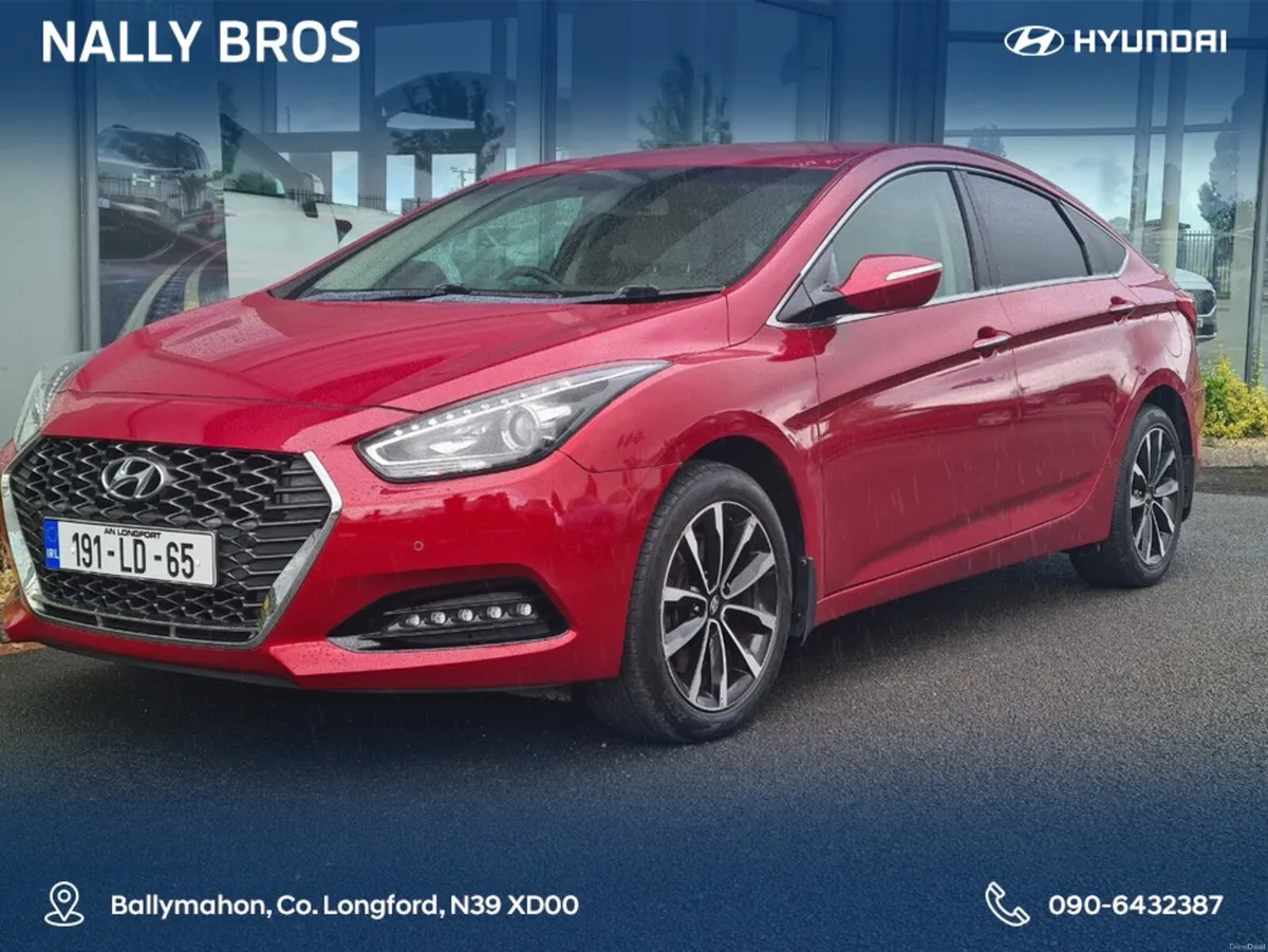 Hyundai i40 EXECUTIVE 5DR - Image 1