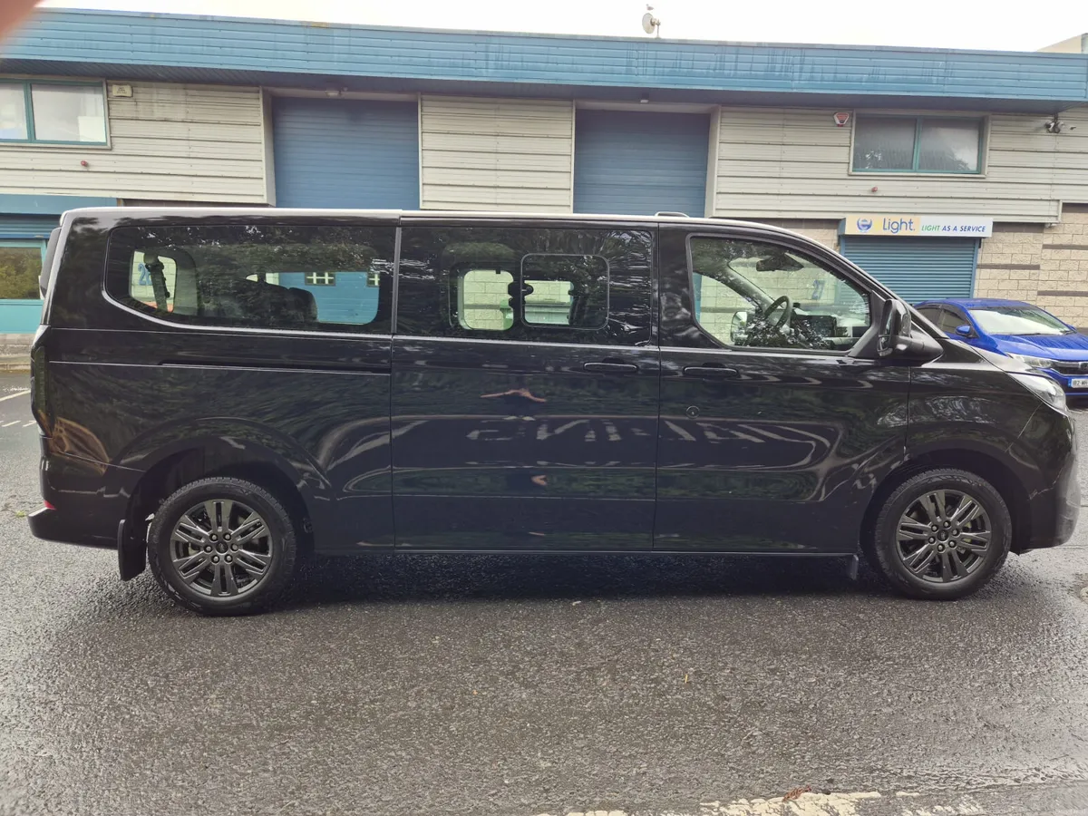 FORD TOURNEO CUSTOM/2026/AUTO/WAV/8-9 SEATER - Image 5