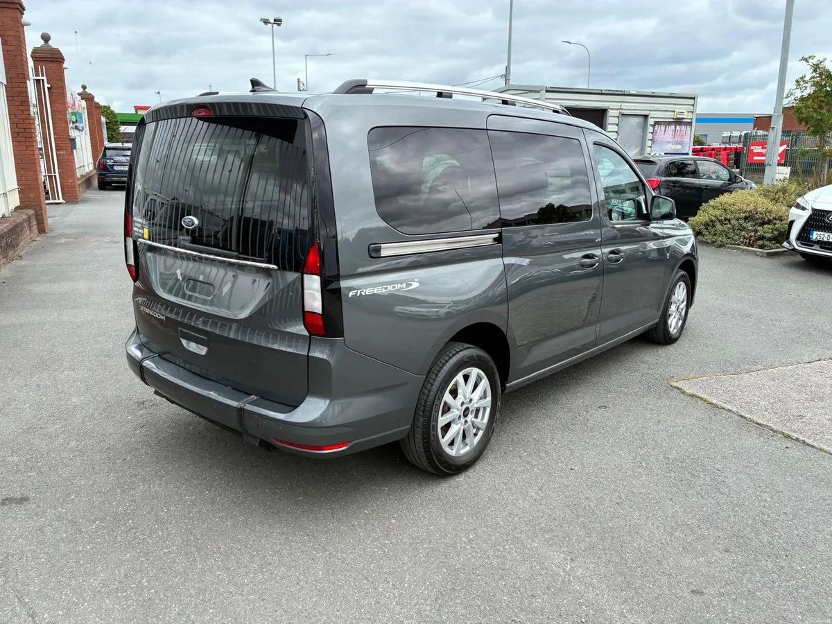 Wheelchair Accessible Ford Freedom 5 & 7Seats Taxi - Image 4
