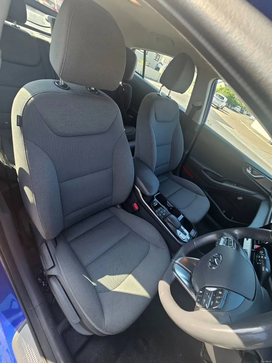 2022 Hyundai IONIQ Electric 61,000 km | 0831082465 - Image 6