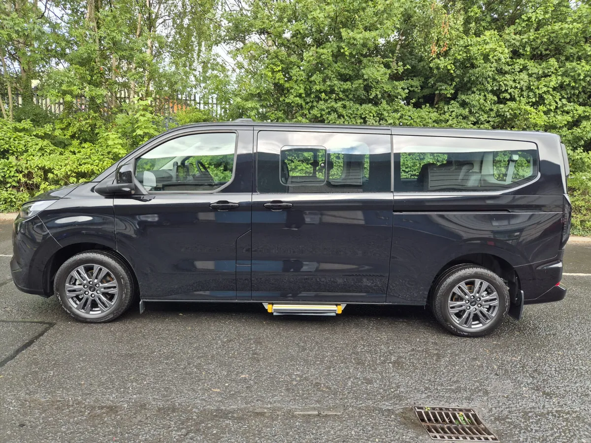 FORD TOURNEO CUSTOM/2026/AUTO/WAV/8-9 SEATER - Image 6