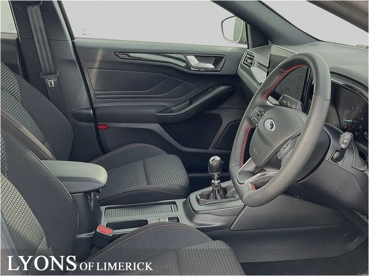 Ford Focus 1.0L EcoBoost 125PS ST-Line - Image 3