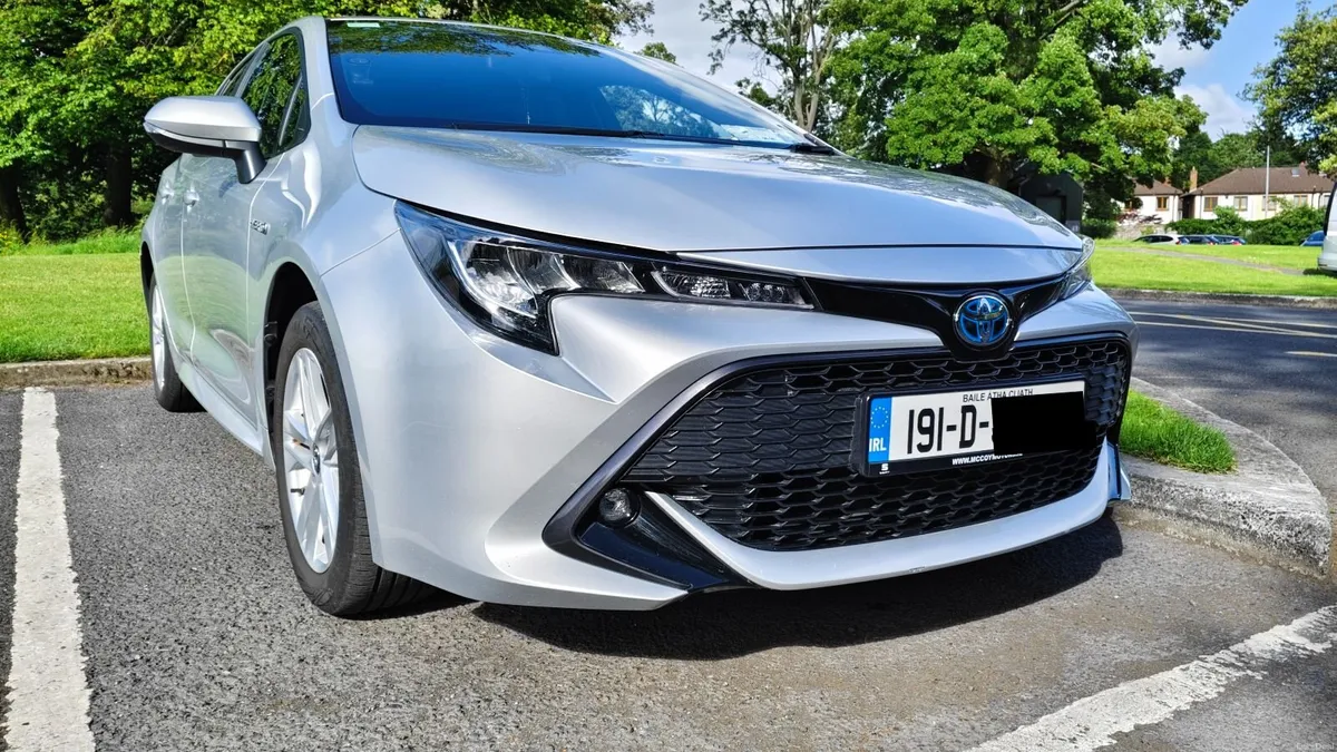 Toyota Corolla 2019 - Image 2
