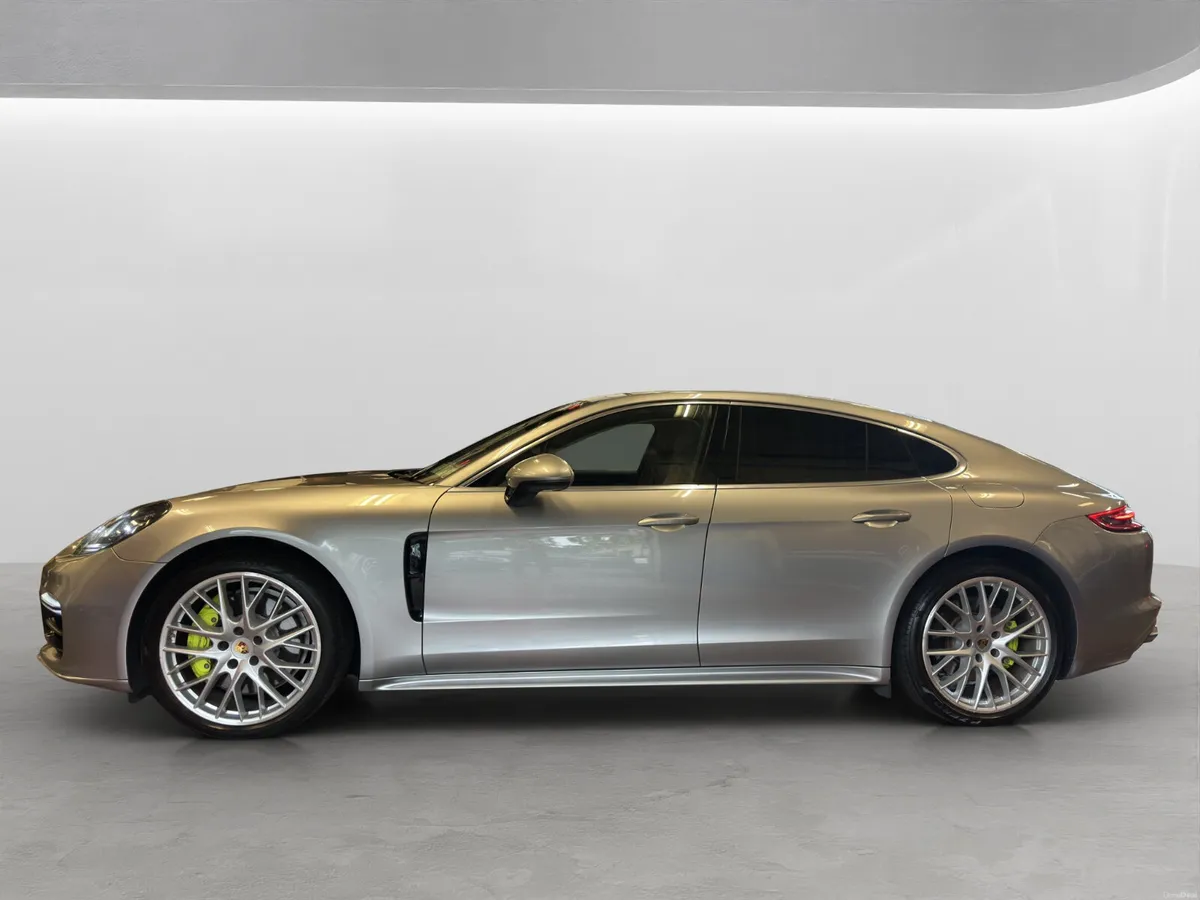 Porsche Panamera 2018 4 E HYBRID - Image 4