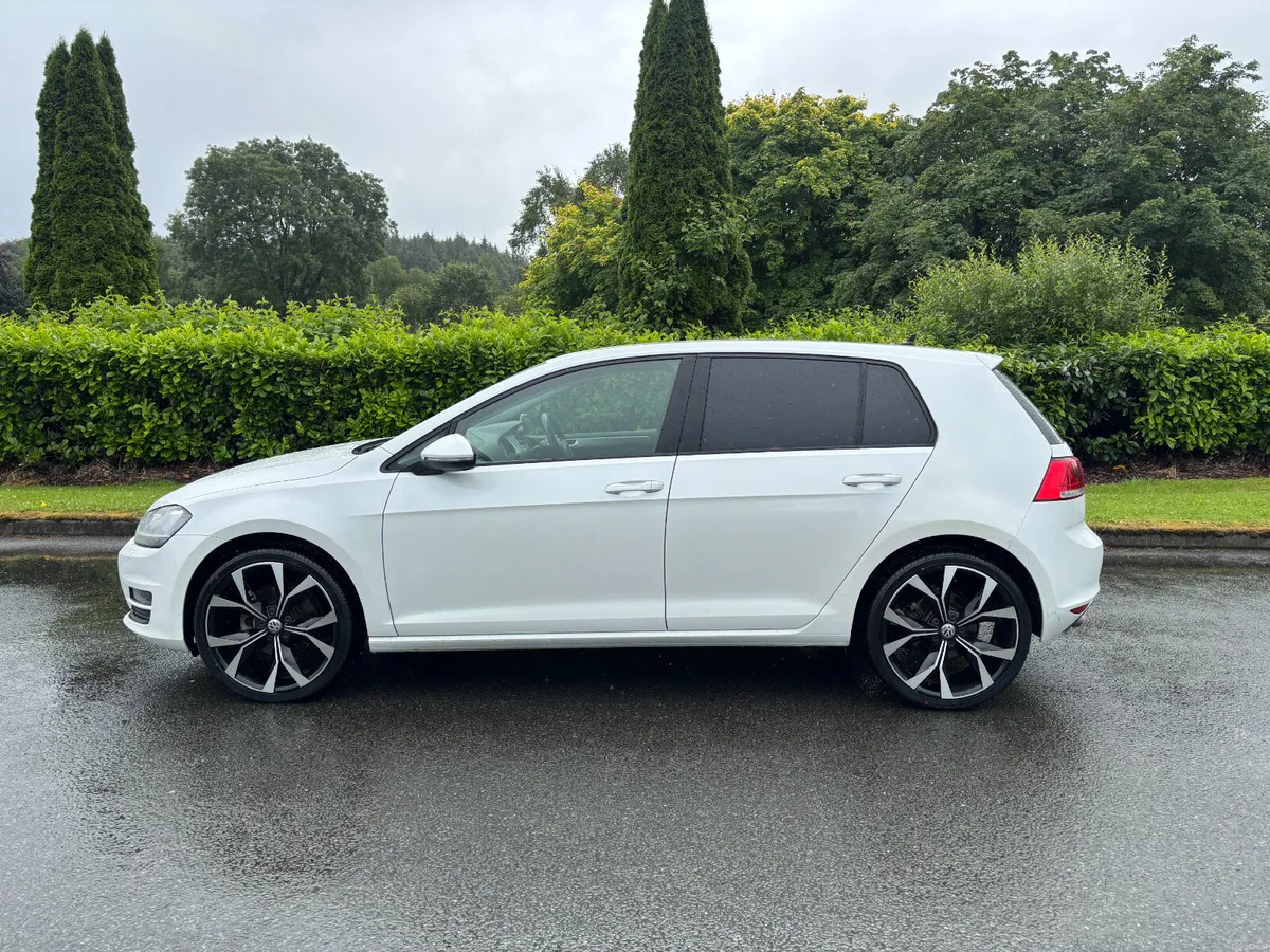 VOLKSWAGEN GOLF 1.2 TSI AUTO 2015 - Image 5